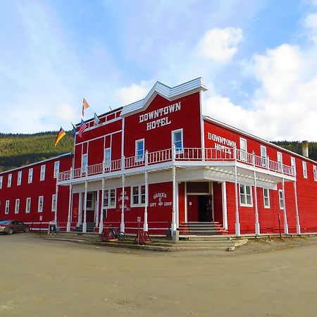 The Downtown, A Coast Hotel 道森市 外观 照片